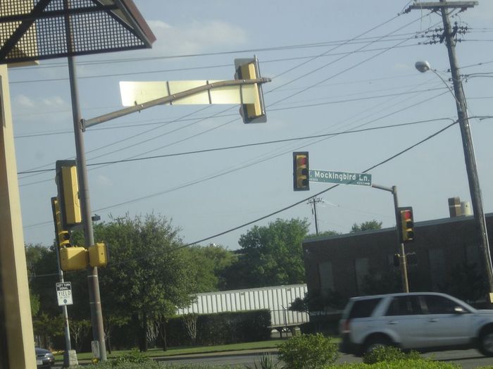Intersection In Dallas
showing a Signal Setup in Dallas.
Keywords: Traffic_Lights