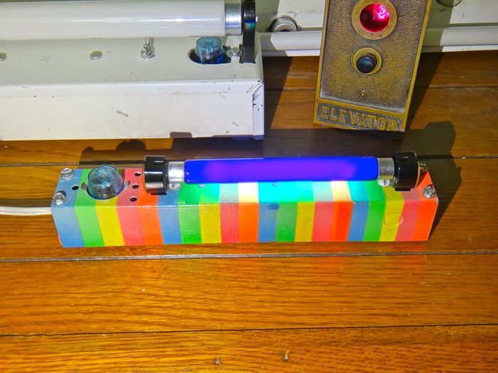 My Rainbow Strip burning Westy F4T5
my favorite lite
Keywords: Lit_Lighting
