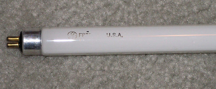 GE F8T4? cool white
Unusual lamp I found that appears to be the same length as an F8T5 only the tube diameter is just a bit smaller, and the end caps are different.
Keywords: Lamps
