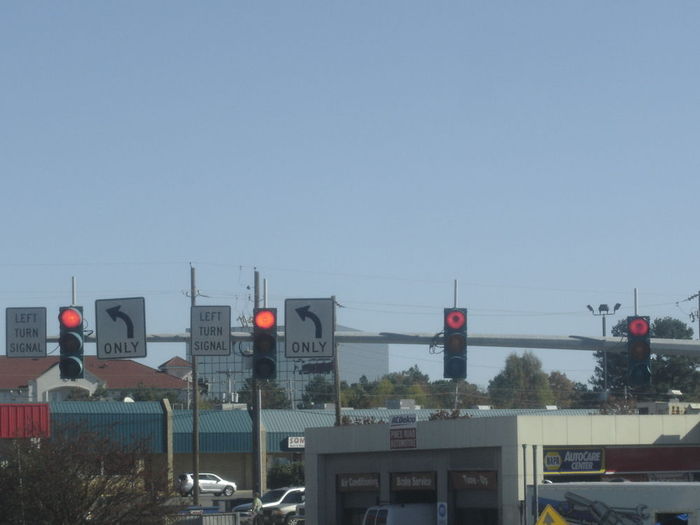 Louisiana Traffic Signal Setup #1
these are Definetly Incandescent.
Keywords: Traffic_Lights