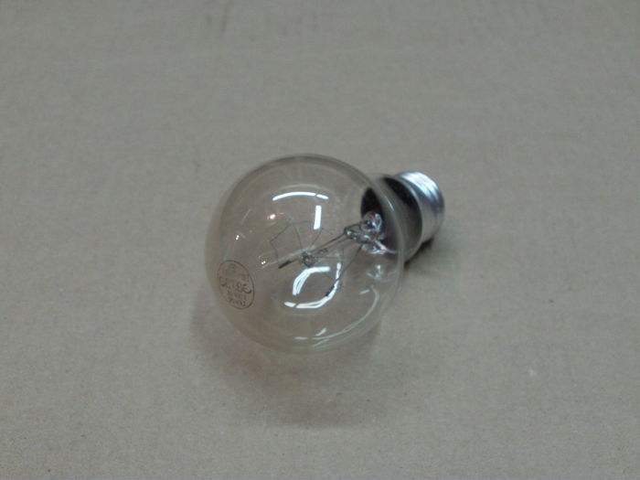 Globe 60W clear bulb
Another unusual find. Globe IF and Soft White bulbs are pretty common, but their clear counterparts are harder to find, especially those with the classic Globe logo.
Keywords: Lamps