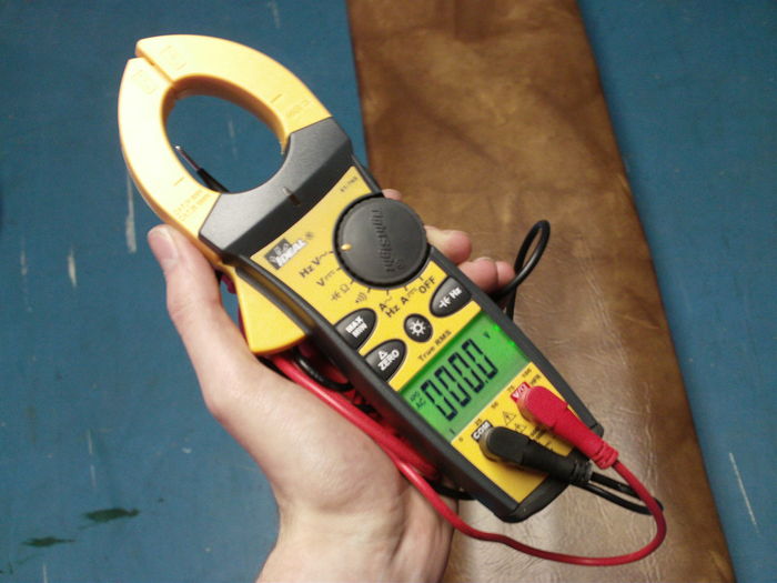 Ideal 61-765 clamp meter
That's one high-end clamp meter! You can see all the features on the device!

In bonus: green backlight and a 2nd screen below the probe connections!

[img]http://triosmartcal.com.au/images/tight.jpg[/img]

The latter is very useful when you read a current in a big 200 or 400A panel and you have to deal with #4/0 wire or even gauges in the MCM range. Another cool feature, if you read any voltage over 30V, the clamp meter beeps, and the light below the clamp flashes!
Keywords: Gear