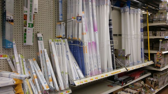 Walmart's fluorescent tubes
They're all GE fluorescent tubes.
Keywords: Lamps