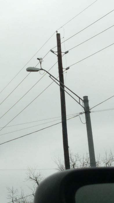 GE M400 250w HPS streetlight (GONE)
At an intersection of between shopping center entrances and FM 2920.
Keywords: American_Streetlights