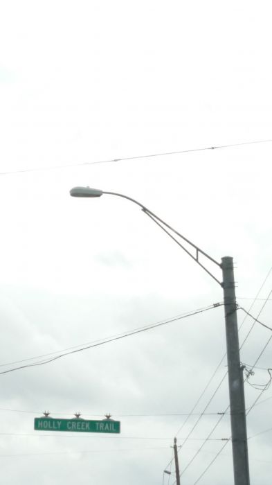 GE M400 250w HPS streetlight (GONE)
In a 3 way intersection, of Holly Creek Trail and FM 2920.
Keywords: American_Streetlights