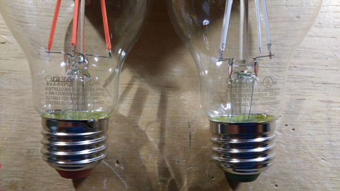 Feit Electric red & green LED filament bulbs (etch)
A view of the etches.
Keywords: Lamps