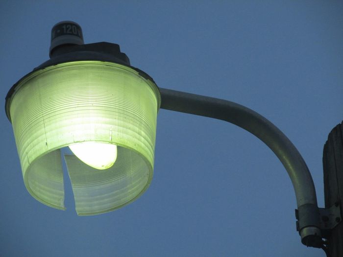 Yardblaster
From Middleboro, MA
Keywords: Lamps