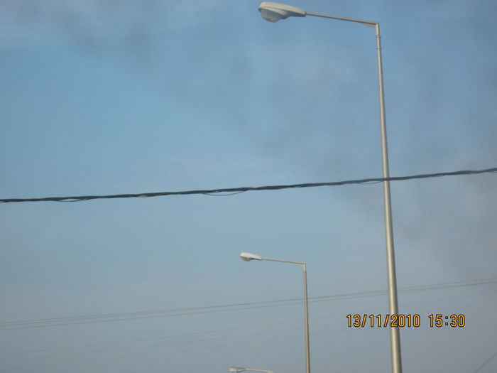 Unknown brand cobraheads in Hadera city (Gaash clones of American Electric Models 25 and 13)
In Hadera city.
The closer one may probably the first silverliner i even encountered in Israel.
Keywords: American_Streetlights