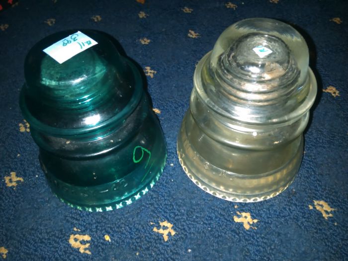 Hemingray-42 Insulator's
Picked these from a group of insulators at a thrift store. 4 bucks each. Don't plan on a huge collection but good score for me.
Keywords: Miscellaneous