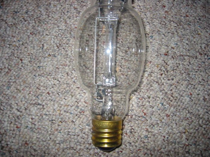 Westinghouse lifeguard 175 watt
came in my favorite flood light.
Keywords: Lamps
