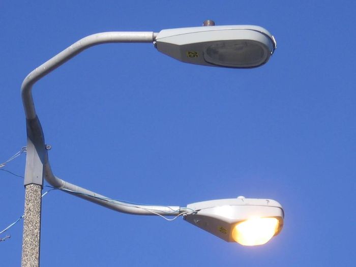 Left: Cooper OVF; Right: Cooper OVX Dayburner
From East Boston, MA
Keywords: American_Streetlights