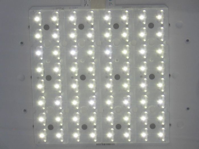 Philips Hadco TXF9 (LEDGINE LED Teardrop)
From Brockton, MA - Closeup detail of the LED board.
Keywords: American_Streetlights