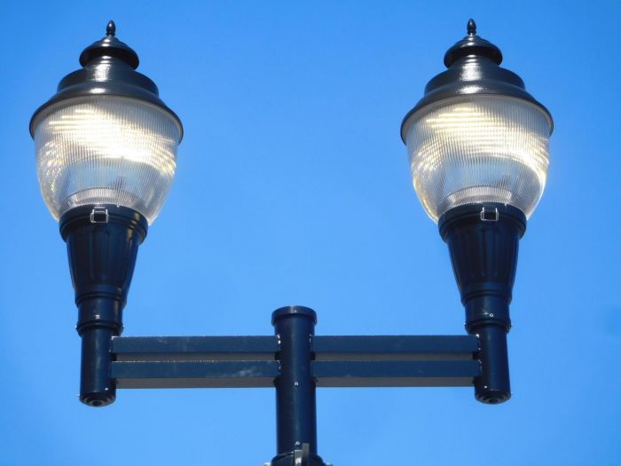 2 LED Lamp Posts
From Somerville, MA
Keywords: American_Streetlights