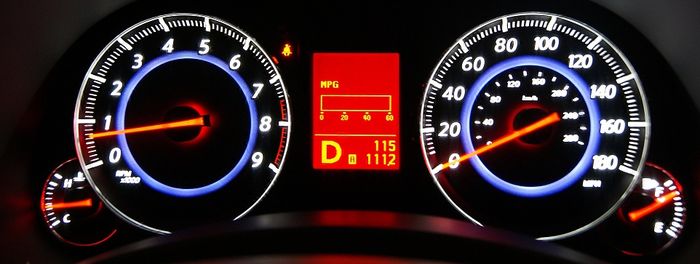 Illuminated 2011 Infiniti FX 35 Instrument Cluster
aside from changing color schemes not too much else is diffrent other than the addition of a Driver Information Center.
Keywords: Miscellaneous