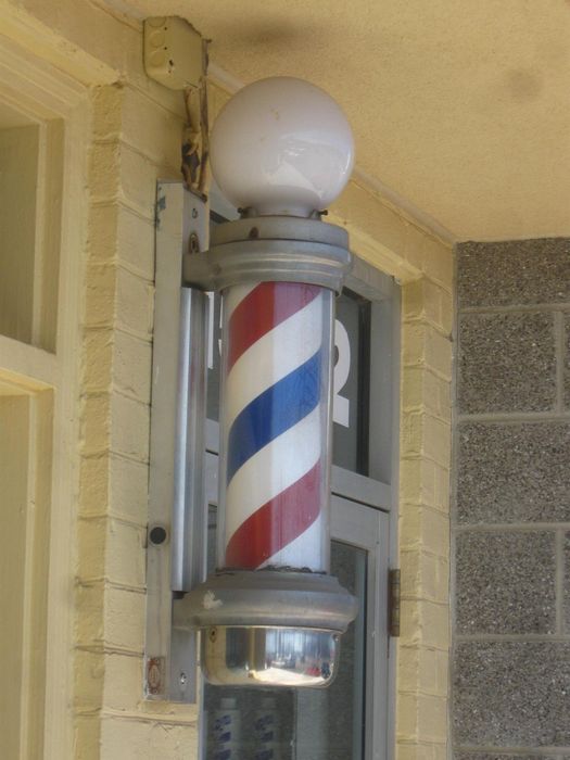 Marvy Barber Pole Model 55
The globe flashes and the striped cylinder spins.
Keywords: Misc_Fixtures