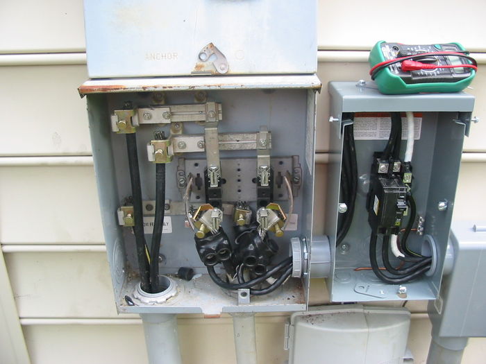 New Service.
Finally was able to have the power co. come out and pull the meter so I could hook up the electric service to my building. It was a real pain installing those Polaris connectors. It may look like a jumbled mess but if you look at it wire by wire it does make sense. And yes this is absolutely legal.
Keywords: Gear