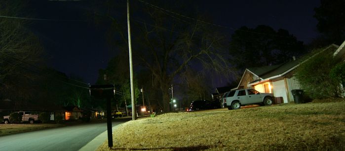 Mercury Vapor Night
not the best shot of a Street with Zero HPS on it so far...my street.
Keywords: Lit_Lighting