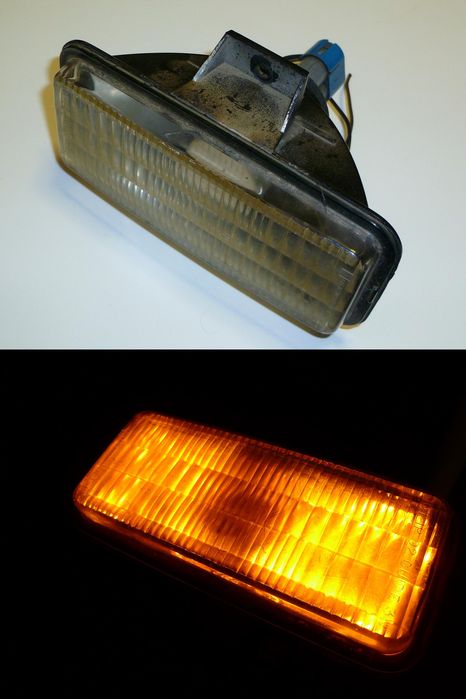Oldsmobile Cutlass Supreme 1992~1997 Front Turn Signal
Found this at a junkyard. It had one 3157NA but it was the wrong lamp. It's supposed to have 3057NA in it. Similar in shape and base but the 3157s run a lil hotter than the 3057s. Next time I am at the junkyard I'll hunt for the 3057s.
Keywords: Misc_Fixtures
