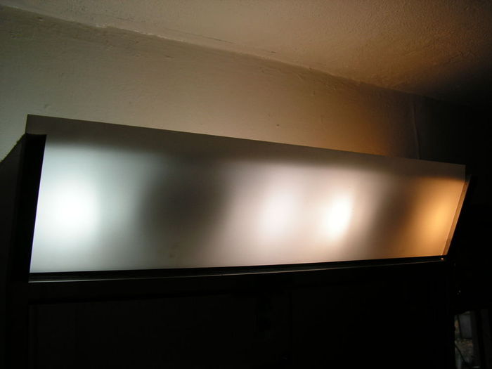 a good spectrum
starting from left 6500k 5000k 4100k then 2700k this is my light in the bathroom 
Keywords: Lit_Lighting