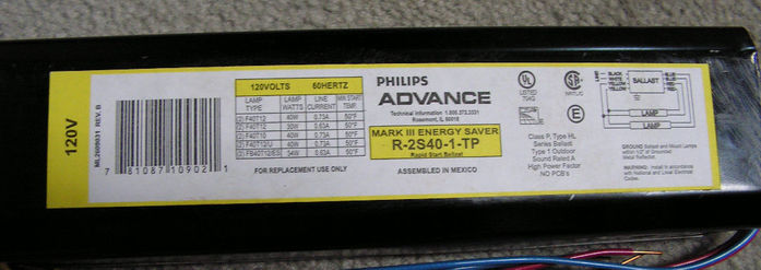 Philips-Advance F40 magnetic ballast
One of the last ones on the shelf at my local Home Despot in 2012, I figured I should pick up a few magnetics before they all disappeared (literally two months later). Unfortunately as it is a late model magnetic "replacement" ballast it has short wires. The nice thing is it is practically silent....definitely the quietest magnetic ballast of this type I have ever had.
Keywords: Gear