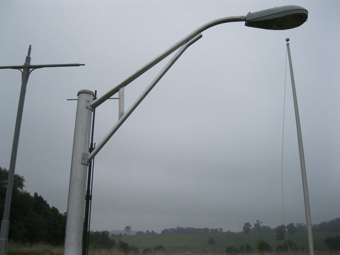Hapco pole.
This is a Hapco pole with an 8 foot arm I think this would look good with a nice GE M-250R2 or a 1978 GE M-400A.
Keywords: Miscellaneous