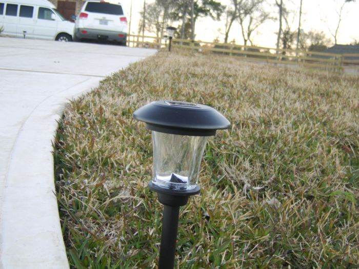 New Solar Lights on my driveway
These ones, light up on my driveway pretty good.
Keywords: Miscellaneous