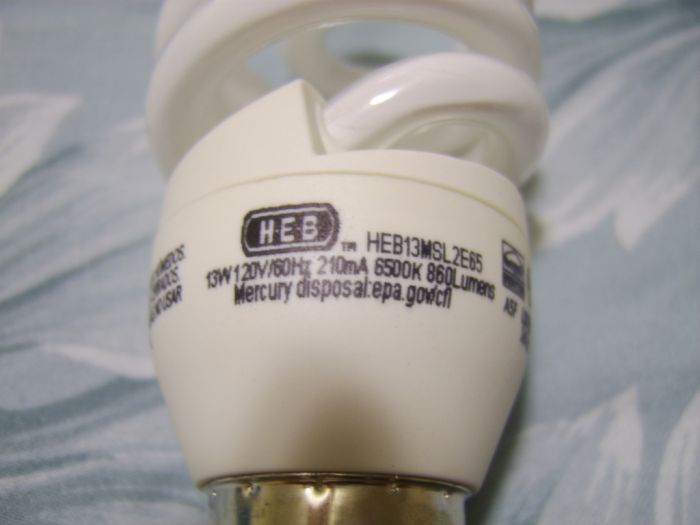 H-E-B Brand 13W CFL (etch)
Just to show you the information on this bulb.
Keywords: Lamps
