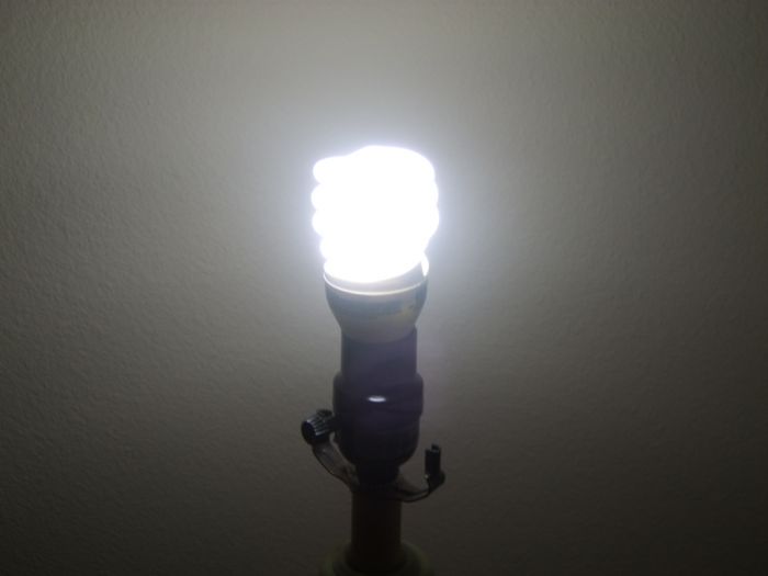 H-E-B Brand 13W CFL (lit)
First time being lit.
Keywords: Lamps