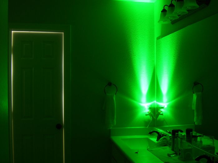 My homemade USB green LED night light (lit in my bathroom sink area)
Camera makes it look bright, but off camera it doesn't. Yet there it is lighting up my bathroom sink area.
Keywords: Lit_Lighting