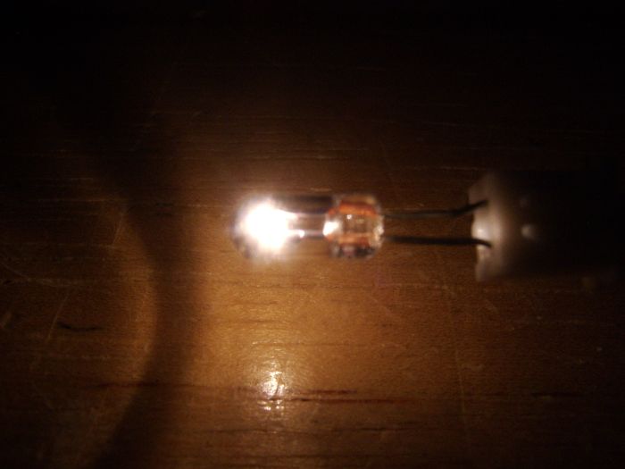 3v incandescent rice lamp (lit)
There it is being lit.
Keywords: Lit_Lighting