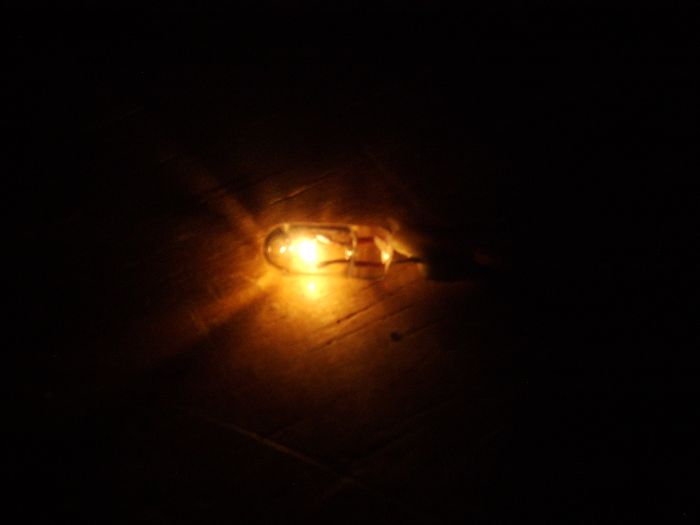 Another 3v incandescent rice lamp (lit)
There it is being lit.
Keywords: Lit_Lighting