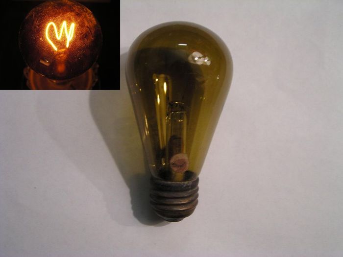Buckeye amber carbon filament lamp
Made in the 1900s, this is a very early tipless lamp.
Keywords: Lamps