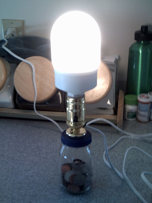 NOS GE Compax Lit
Man this thing is heavy! 40/60W equivalent...
Keywords: Lamps