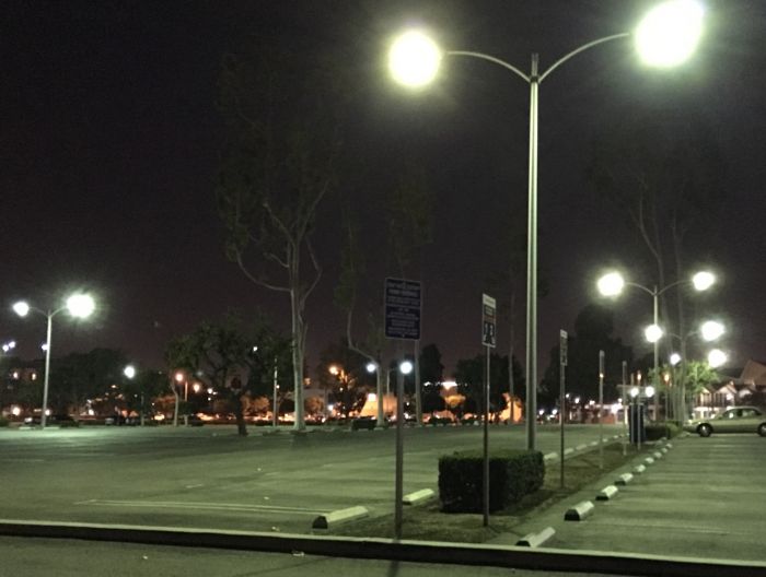 M400s in parking lot
Beautiful! Well maintained.
Keywords: American_Streetlights