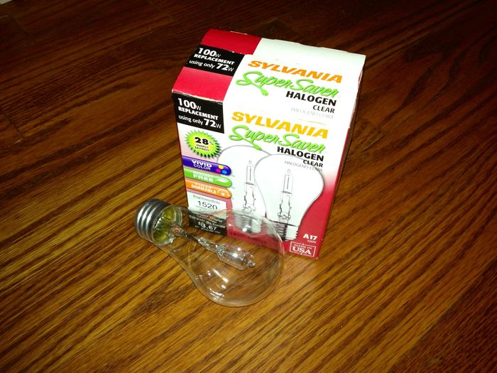 Sylvania Super Saver Halogen 72A17/HAL/SS/CL 72w
Okay I've bought these due to the bulb size being A-17 instead of A-19. What's the deal with that?

US made too.
Keywords: Lamps