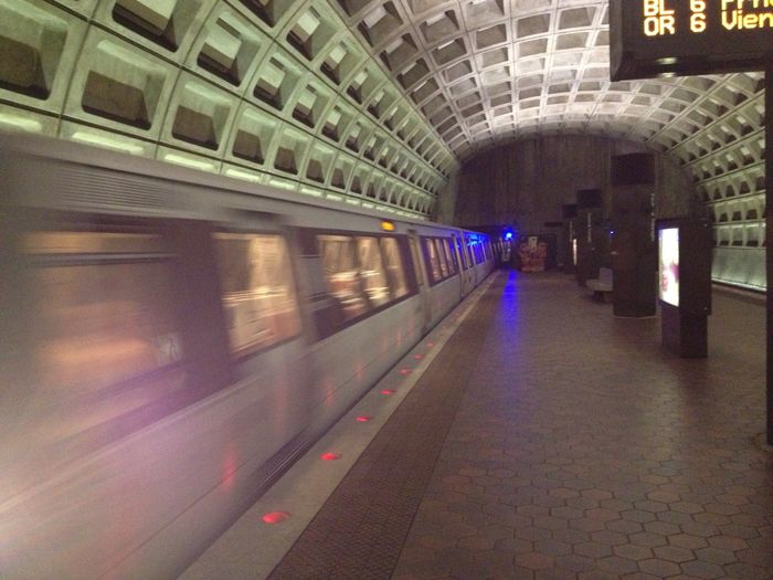 WMATA's Metro Station
On the Red line. The uplights lighting up the sides are Sylvania 8' VHO Cool Whites. The blue light at the far end is LED by Federal Signal. The pillars are MHs.
Keywords: Indoor_Fixtures