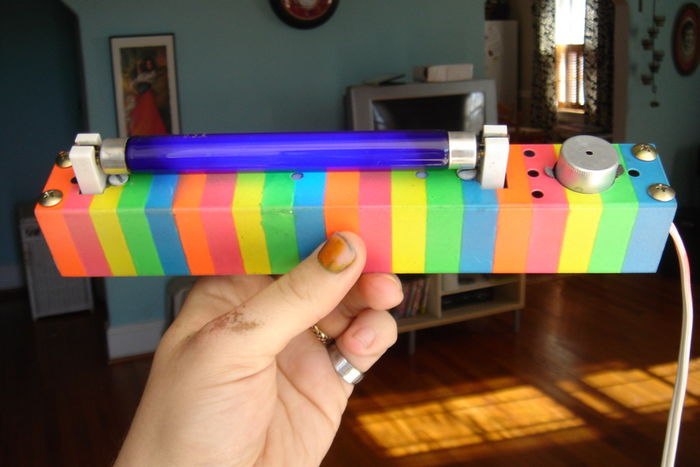 My 4 Watt Preheat Fluorescent Strip Lite RAINBOW! (with Vintage BLB)
this is the new color scheme on my lite! what do ya'll think?
Keywords: Misc_Fixtures