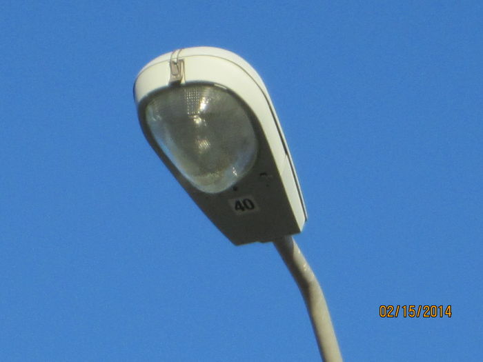 G.E. M400A
Here is a closeup shot of a M400A located at the intersection of Boy Scout Dr, and Summerlin Road in Fort Myers, Fl. FPL uses drop lens cobraheads still as replacements. Which is one good thing about me moving to Fort Myers.
Keywords: American_Streetlights