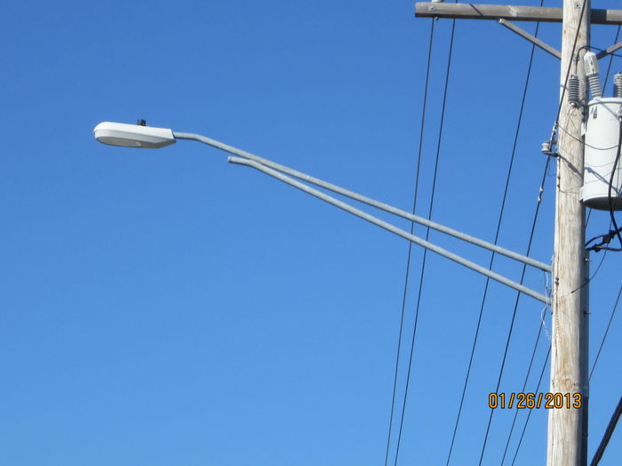 Cooper Lighting OVF
Here is a Cooper OVF that is located on Del Prado Blvd in Cape Coral, FL.
Keywords: American_Streetlights