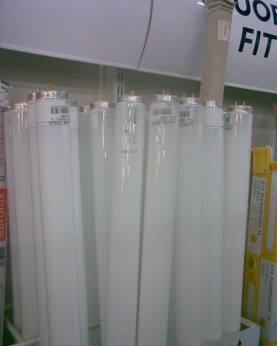Some T12 USA made tubes
Osram lamps, don't know the manufacturing date, sorry about the blurry pic.......
Keywords: Lamps