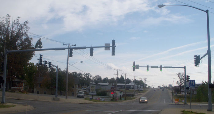 Traffic lighting setup.
This is one of the traffic signals in Mountain Home, Arkansas.
Not a common one, prolly the only one like this.
You see an M-400 a2 on the pole, and the traffic signals are incandescent. Looks like they didn't upgrade to LED ones yet.
Keywords: Traffic_Lights