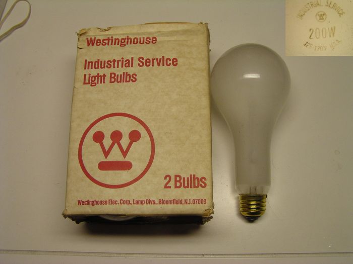 Westinghouse 200w Industrial Service bulbs
Here's some good old Westinghouse industrial service long life bulbs. Better than the later Phileeps ones!
Keywords: Lamps