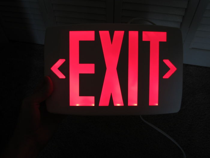 Lithonia LED Exit Sign
Here is the Lithonia LED exit sign lit up. Pretty cool.
Keywords: Lit_Lighting